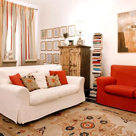 Il Salotto Di Lucilla Bed and Breakfast *