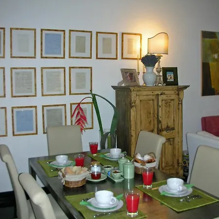 Il Salotto Di Lucilla Γένοβα